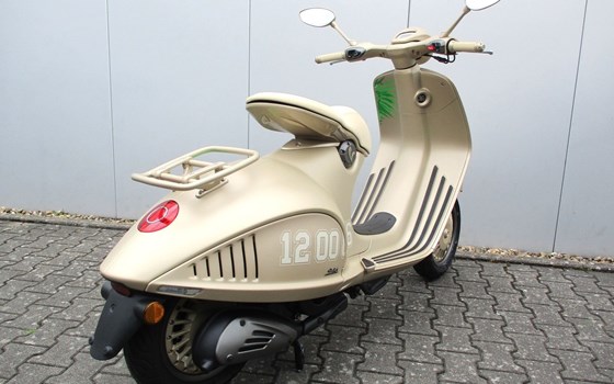 Neufahrzeug Vespa 946 Dragon - Bild 6