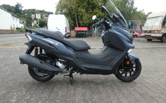 Gebrauchtmotorrad Sym Joymax Z+ 300i - Bild 8