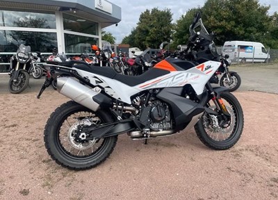 NEUFAHRZEUG KTM 790 Adventure