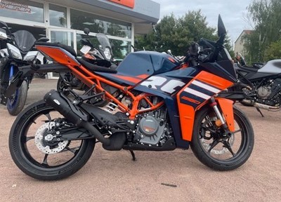 NEUFAHRZEUG KTM RC 390