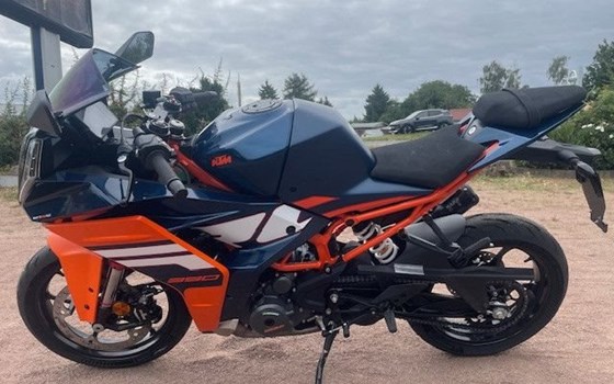 Neufahrzeug KTM RC 390 - Bild 7