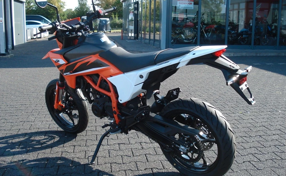 Angebot KTM 125 SMC R Bild 2: Angebot KTM 125 SMC R