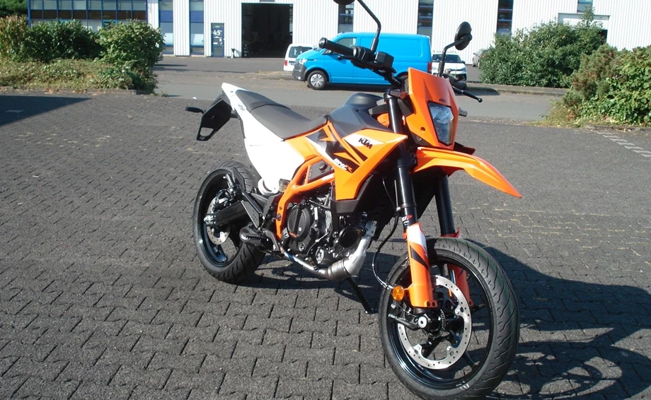 Angebot KTM 125 SMC R Bild 5: Angebot KTM 125 SMC R