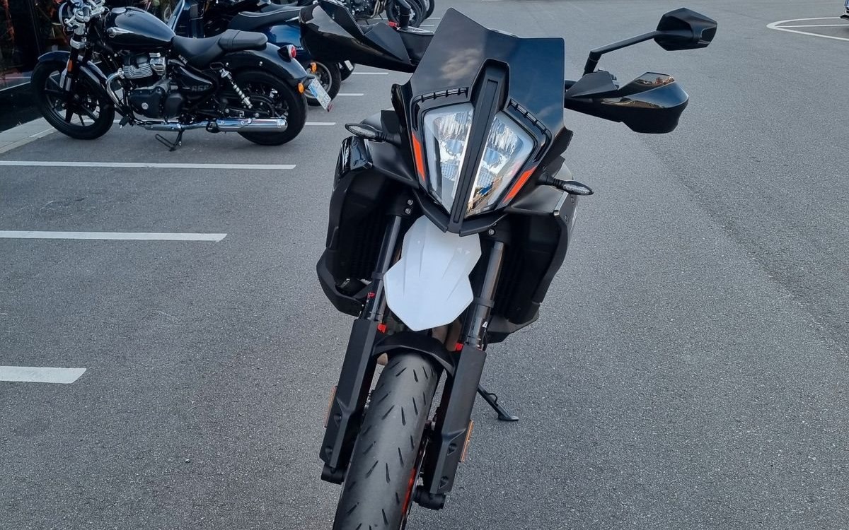 Angebot KTM 890 SMT