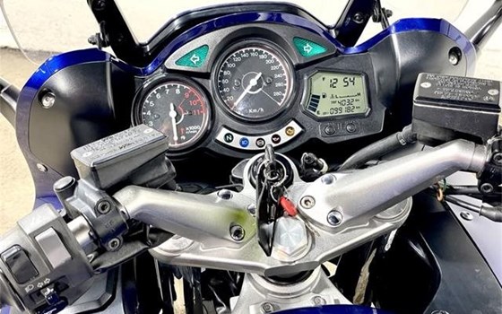 Gebrauchtmotorrad Yamaha FJR1300A - Bild 10 Gebrauchtmotorrad Yamaha FJR1300A - Bild 10