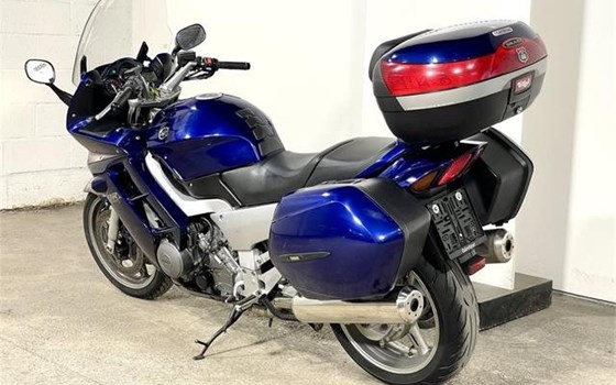 Gebrauchtmotorrad Yamaha FJR1300A - Bild 3 Gebrauchtmotorrad Yamaha FJR1300A - Bild 3