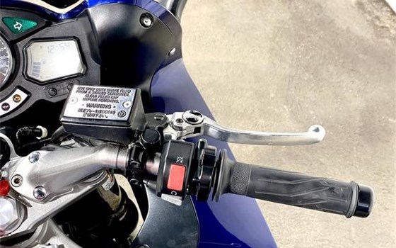 Gebrauchtmotorrad Yamaha FJR1300A - Bild 9 Gebrauchtmotorrad Yamaha FJR1300A - Bild 9