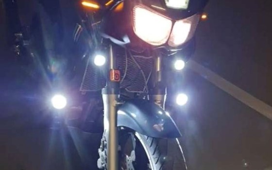 Gebrauchtmotorrad Yamaha TDM 850 - Bild 1 Gebrauchtmotorrad Yamaha TDM 850 - Bild 1