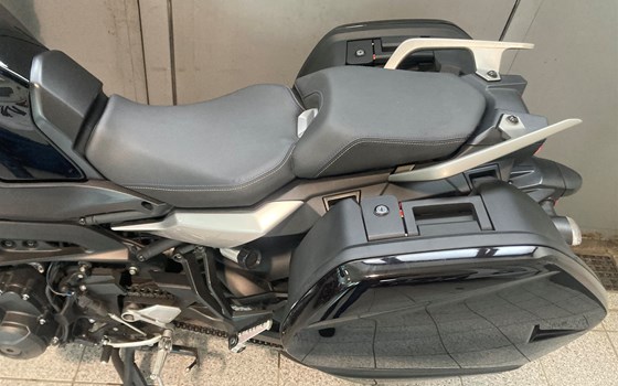 Gebrauchtmotorrad Yamaha Tracer 900 GT - Bild 12 Gebrauchtmotorrad Yamaha Tracer 900 GT - Bild 12