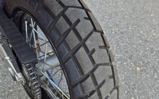 Gebrauchtmotorrad KTM 950 Adventure - Bild 11 Gebrauchtmotorrad KTM 950 Adventure - Bild 11