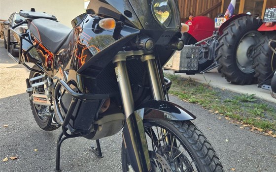 Gebrauchtmotorrad KTM 950 Adventure - Bild 13 Gebrauchtmotorrad KTM 950 Adventure - Bild 13