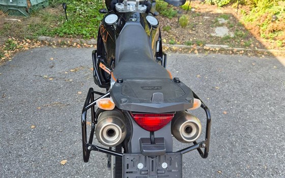 Gebrauchtmotorrad KTM 950 Adventure - Bild 4 Gebrauchtmotorrad KTM 950 Adventure - Bild 4