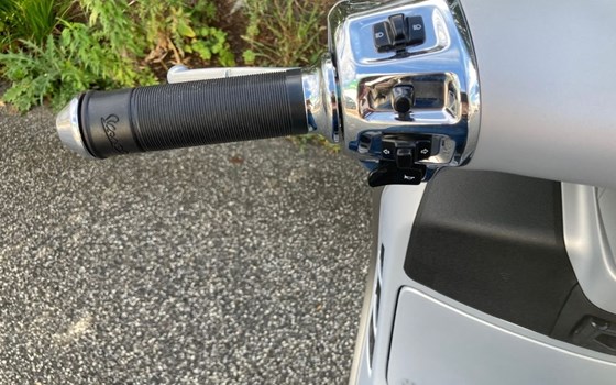 Gebrauchtmotorrad Vespa GTS 125 Super Tech - Bild 16 Gebrauchtmotorrad Vespa GTS 125 Super Tech - Bild 16