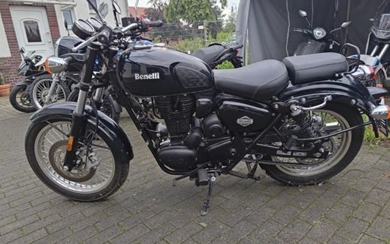 Gebrauchtmotorrad Benelli Imperiale 400 - Bild 2