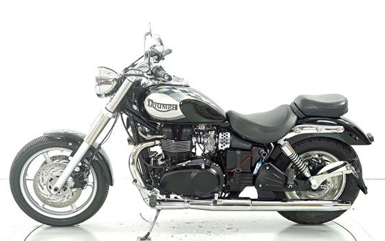 Motorrad Occasion Triumph Speedmaster - Bild 5