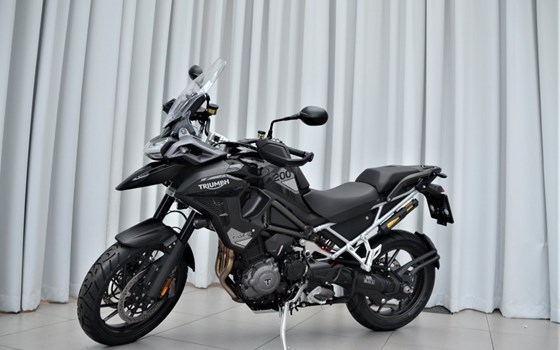 Gebrauchtmotorrad Triumph Tiger 1200 Alpine Edition - Bild 2 Gebrauchtmotorrad Triumph Tiger 1200 Alpine Edition - Bild 2