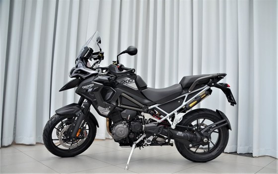 Gebrauchtmotorrad Triumph Tiger 1200 Alpine Edition - Bild 3 Gebrauchtmotorrad Triumph Tiger 1200 Alpine Edition - Bild 3