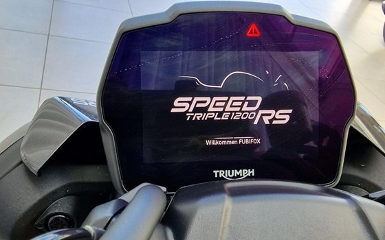 Gebrauchtmotorrad Triumph Speed Triple 1200 RS - Bild 10