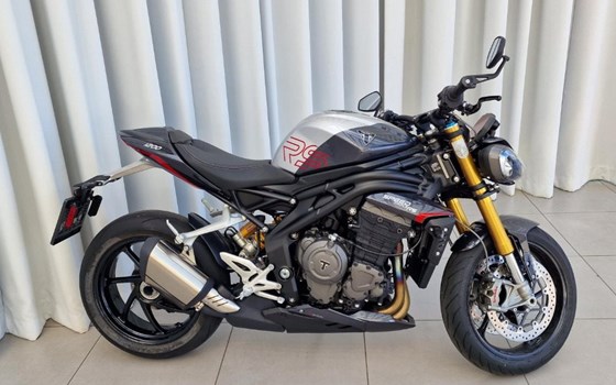 Gebrauchtmotorrad Triumph Speed Triple 1200 RS - Bild 3