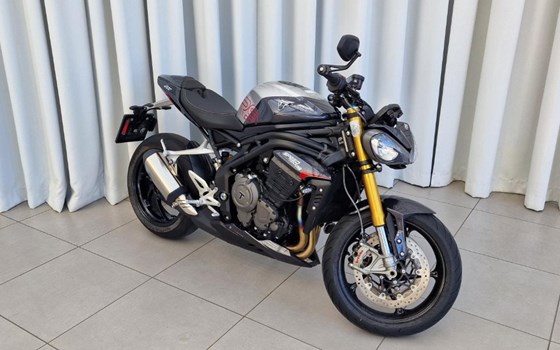 Gebrauchtmotorrad Triumph Speed Triple 1200 RS - Bild 5