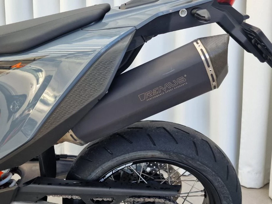 Angebot KTM 690 SMC R Bild 11: Angebot KTM 690 SMC R