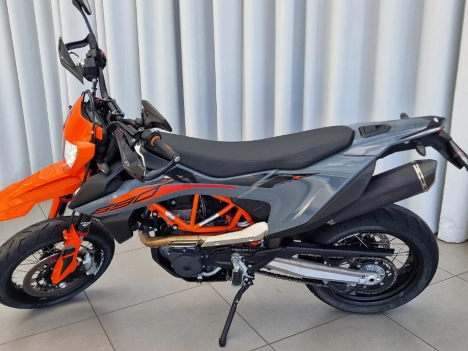 Angebot KTM 690 SMC R Bild 3: Angebot KTM 690 SMC R