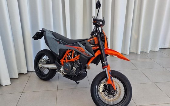 Gebrauchtmotorrad KTM 690 SMC R - Bild 6