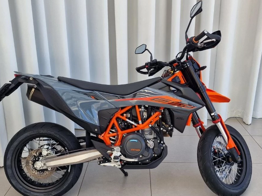 Angebot KTM 690 SMC R Bild 7: Angebot KTM 690 SMC R