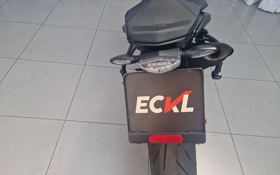 Gebrauchtmotorrad KTM 890 Duke - Bild 10