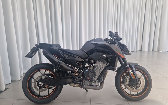 Gebrauchtmotorrad KTM 890 Duke - Bild 4 Gebrauchtmotorrad KTM 890 Duke - Bild 4