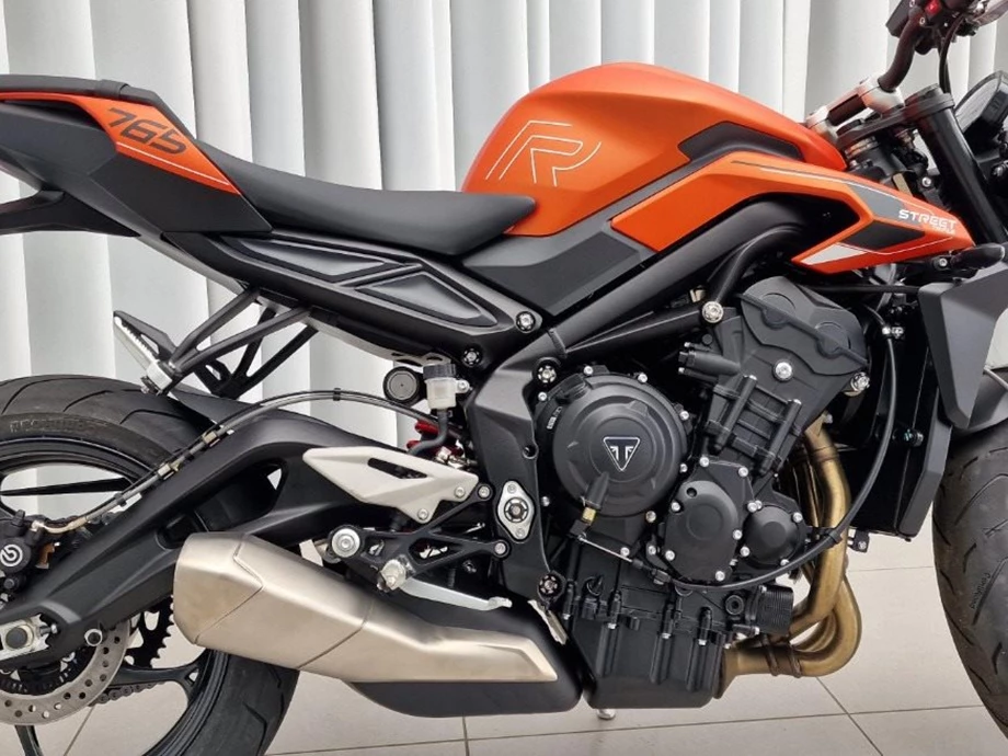 Angebot Triumph Street Triple R Bild 7: Angebot Triumph Street Triple R