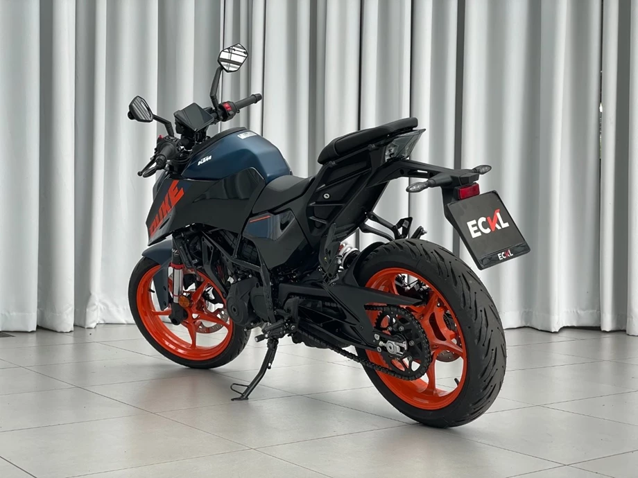 Angebot KTM 125 Duke Bild 3: Angebot KTM 125 Duke