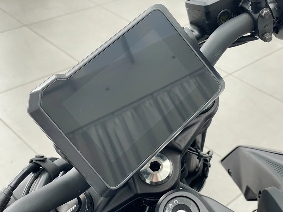 Angebot KTM 125 Duke Bild 7: Angebot KTM 125 Duke