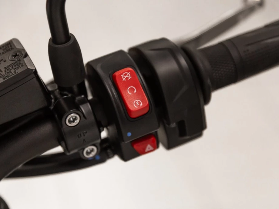 Angebot Triumph Street Triple R Bild 10: Angebot Triumph Street Triple R