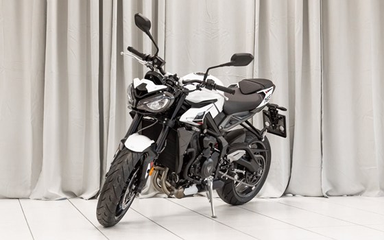 Neufahrzeug Triumph Street Triple R - Bild 2 Neufahrzeug Triumph Street Triple R - Bild 2