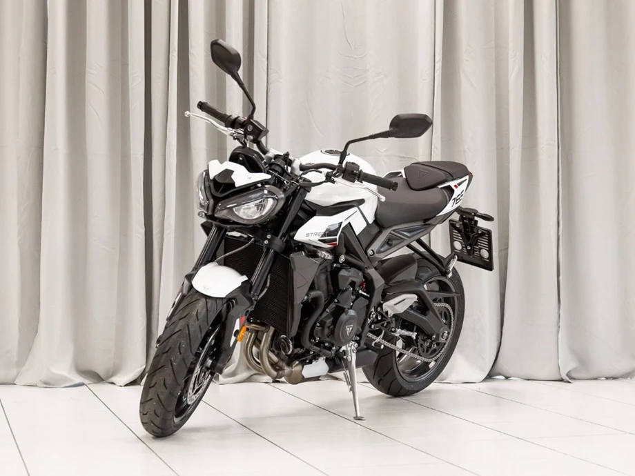 Angebot Triumph Street Triple R Bild 2: Angebot Triumph Street Triple R
