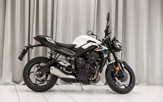 Neufahrzeug Triumph Street Triple R - Bild 4 Neufahrzeug Triumph Street Triple R - Bild 4