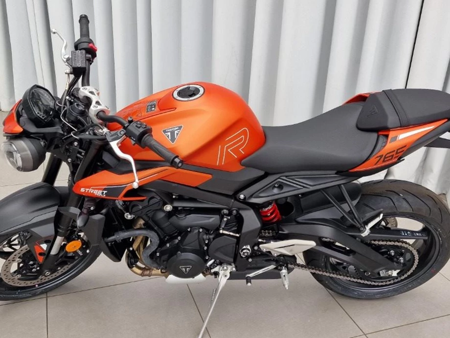Angebot Triumph Street Triple R Bild 2: Angebot Triumph Street Triple R