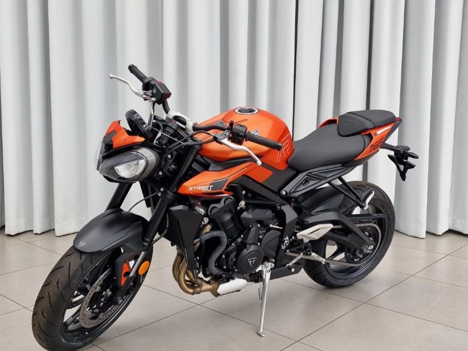 Angebot Triumph Street Triple R Bild 3: Angebot Triumph Street Triple R