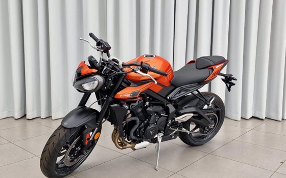 Neufahrzeug Triumph Street Triple R - Bild 3