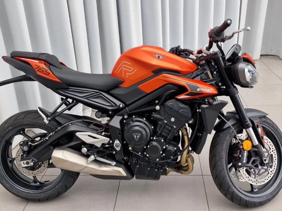 Angebot Triumph Street Triple R Bild 6: Angebot Triumph Street Triple R