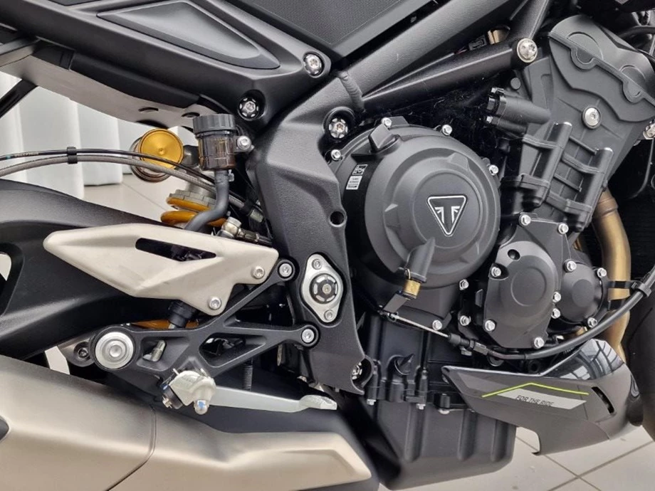 Angebot Triumph Street Triple RS Bild 10: Angebot Triumph Street Triple RS