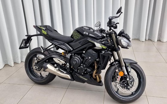 Neufahrzeug Triumph Street Triple RS - Bild 5