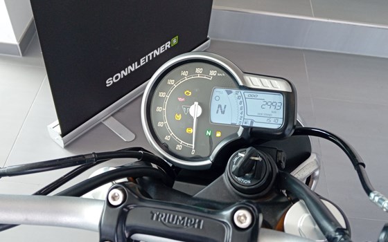 Gebrauchtmotorrad Triumph Speed 400 - Bild 5 Gebrauchtmotorrad Triumph Speed 400 - Bild 5