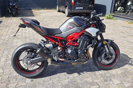 Kawasaki Z900