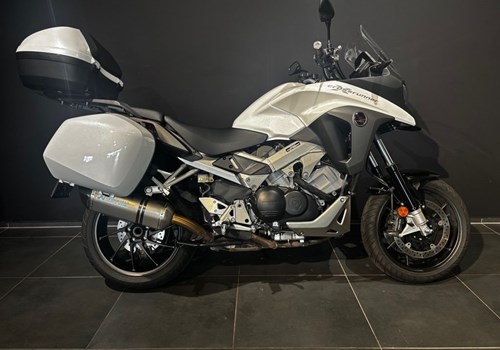 Honda VFR800X Crossrunner