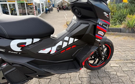 Neufahrzeug Aprilia SR GT Replica 200 - Bild 13