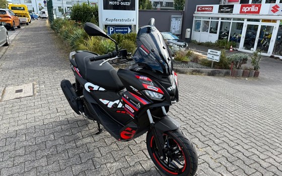 Neufahrzeug Aprilia SR GT Replica 200 - Bild 8