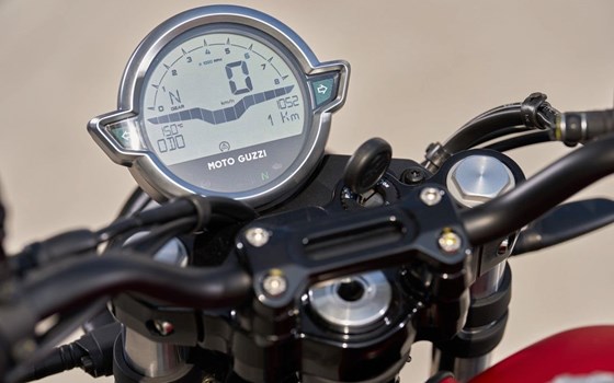 Neufahrzeug Moto Guzzi V7 Stone - Bild 8
