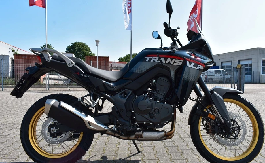Angebot Honda XL750 Transalp Bild 3: Angebot Honda XL750 Transalp